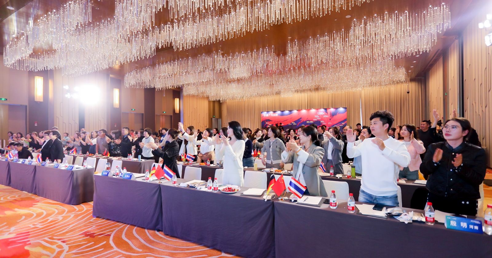 1712061558243745.png image.png